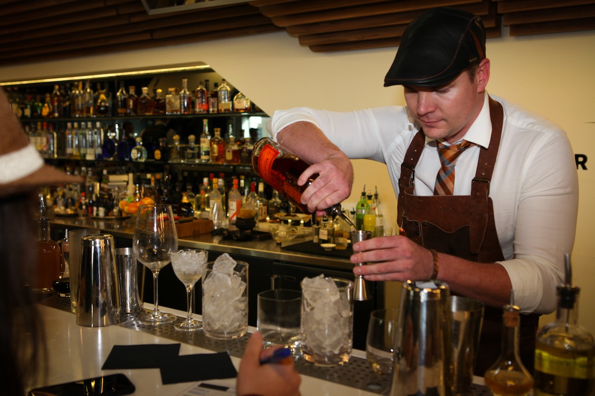 DIAGEO Global Travel’s best bartender