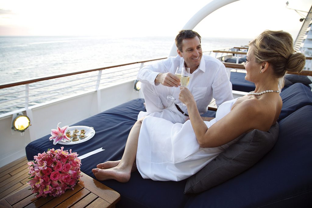 cruise liner romance