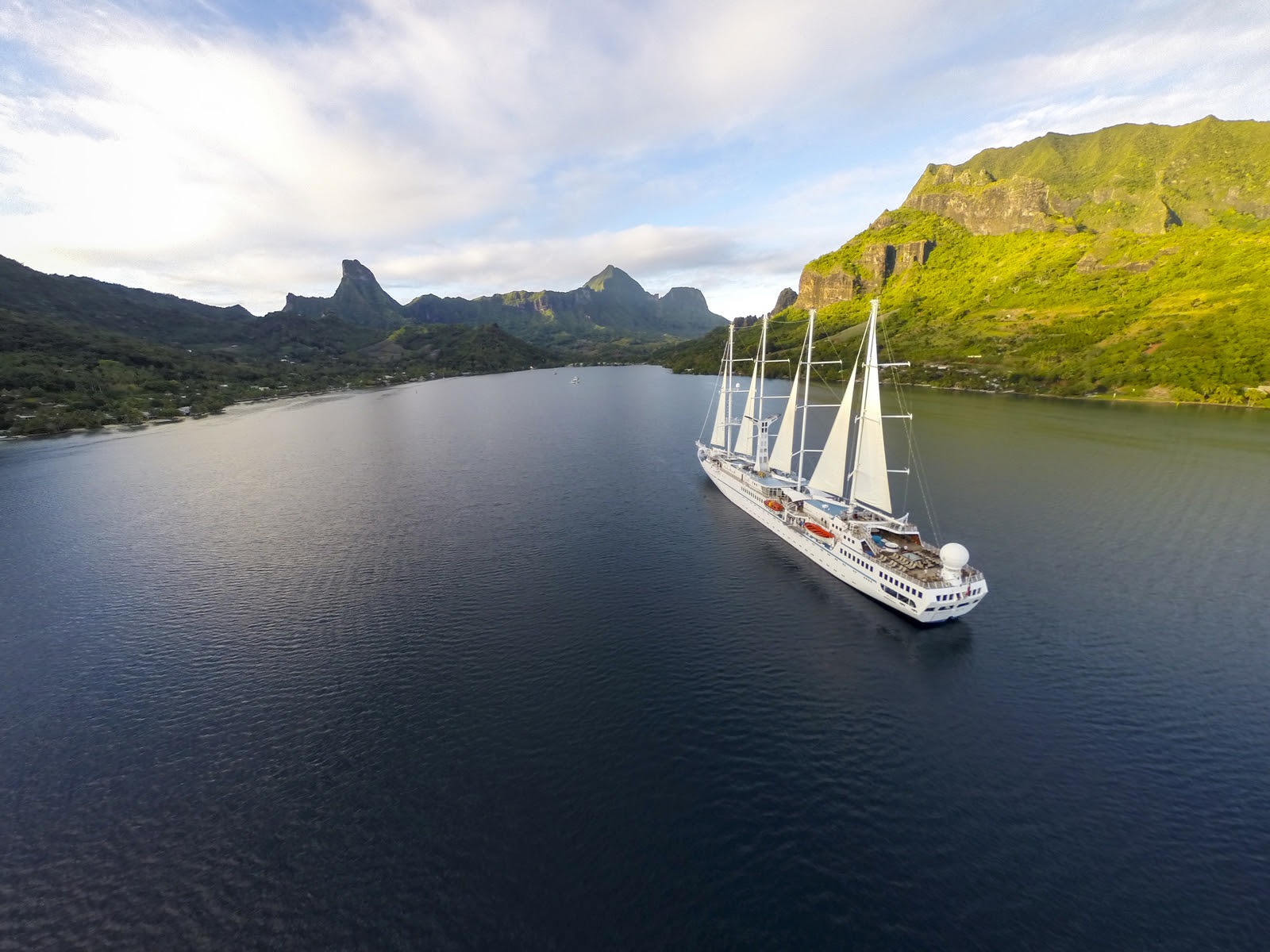 Windstar Cruises’ New Partnership to Protect Coral Reefs in French Polynesia