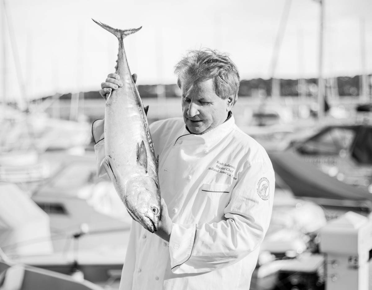 Rudi Sodamin with fresh Spanish mackerel | Holland America Line
