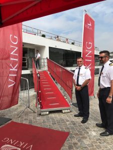 Viking Helgrim's captain welcomes cruisers to the Douro